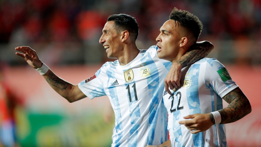 Di Maria lập siêu phẩm, Argentina thắng Chile trong ngày vắng Messi